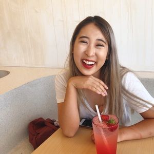 Meet your Posher, Yoon